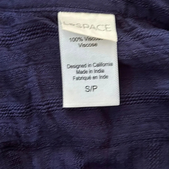 L Space sz S navy long sleeve viscose high low cover up great pre owned cond - Picture 7 of 7